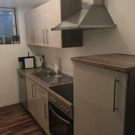 L&l Apartment Guending